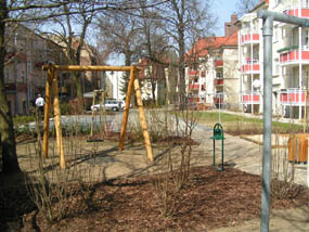 Spielplatz auf dem Hinterhof der Görlitzer Straße 22