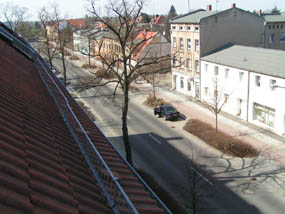 Ausblick vom Vorderhaus auf die Cottbuser Straße 80